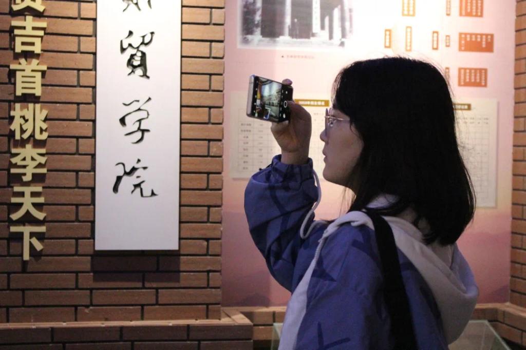 2021-09-29 00:41:43.283000