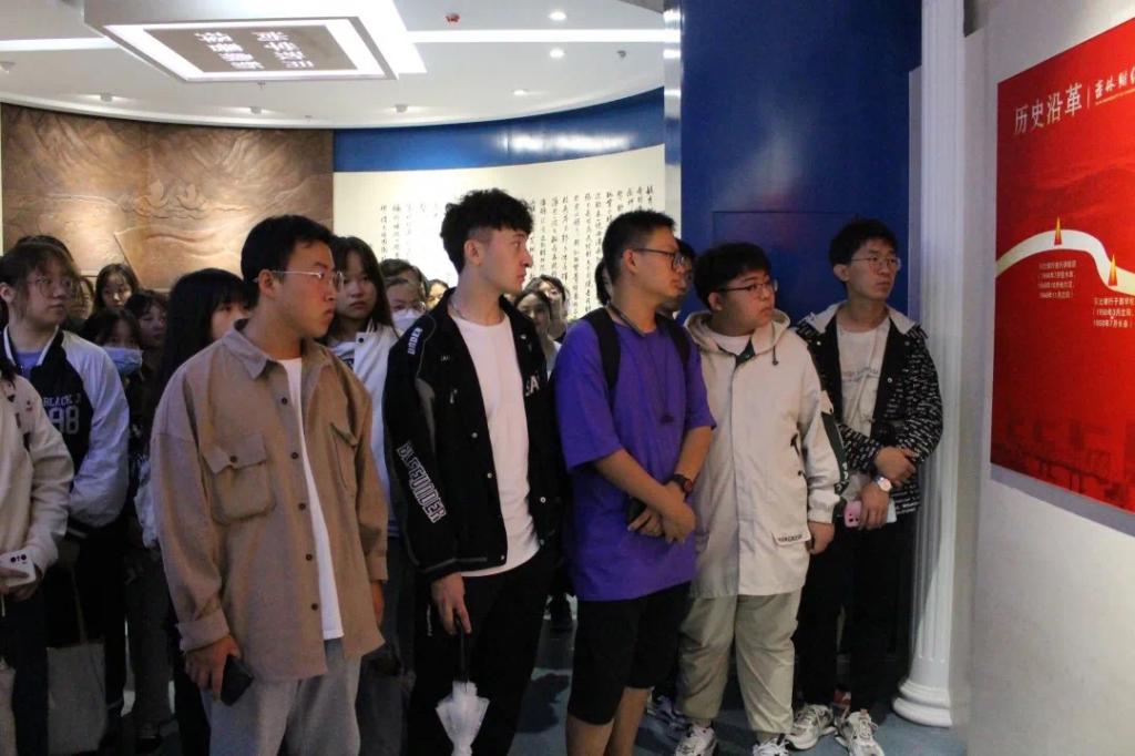 2021-09-29 00:41:43.513000