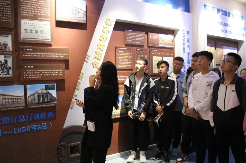 2021-09-29 00:41:43.456000